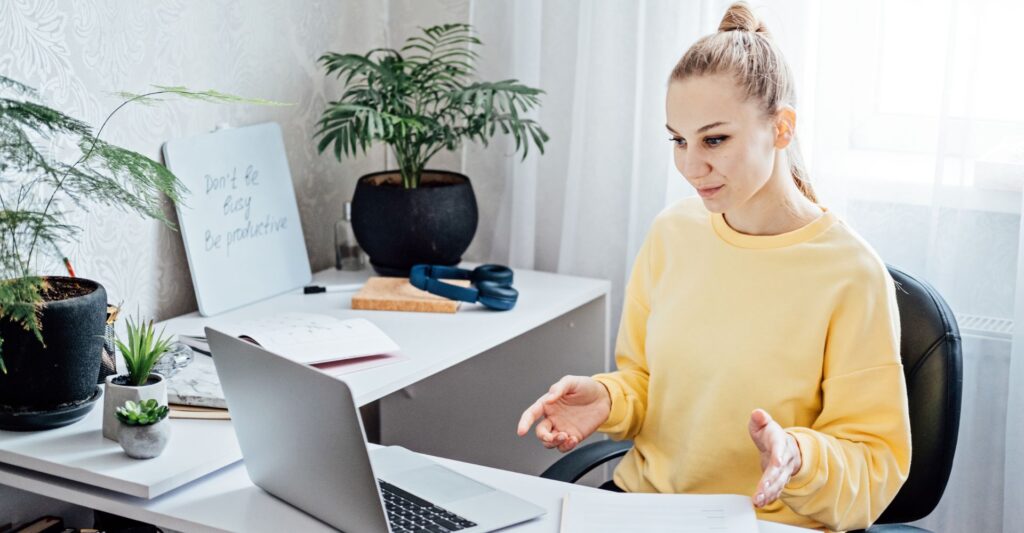 Freelancer creating digital products to earn passive income while traveling